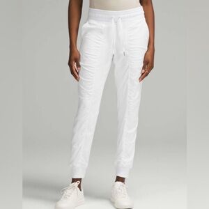 Lululemon Dance Studio Mid-Rise Jogger *Full Length White- size 4